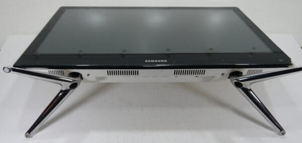 Samsung DP500A2D All-In-One Desktop PC Black / White - Image 6